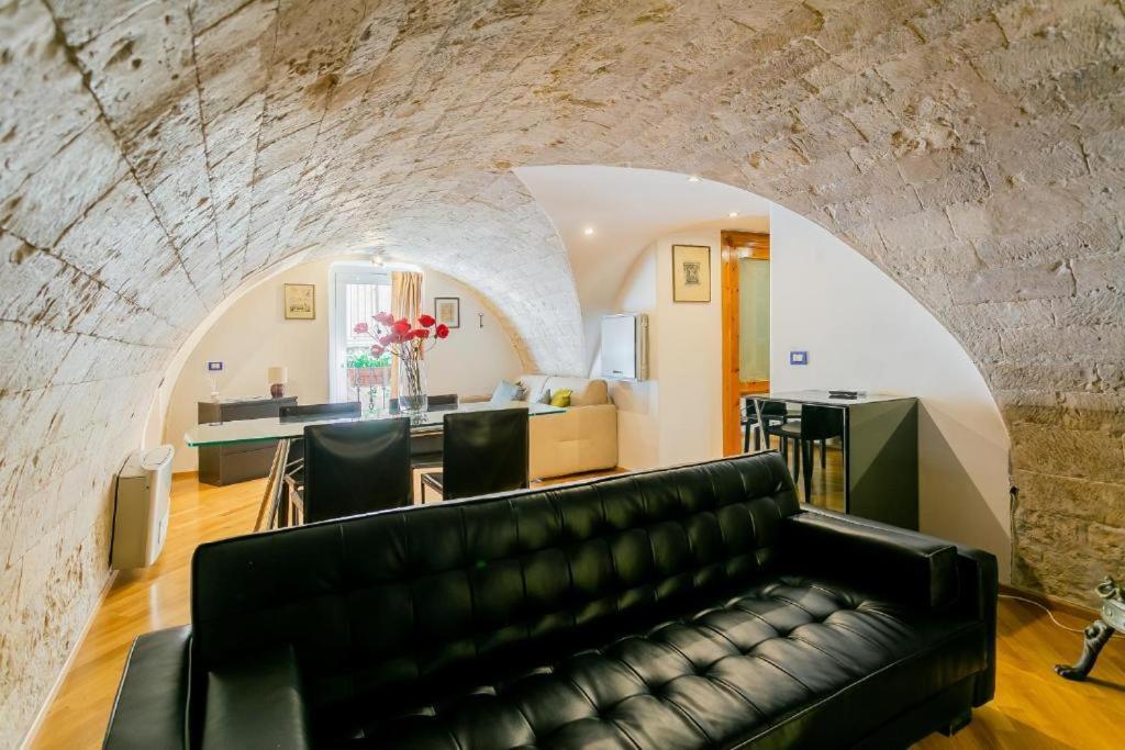 Palazzo Di Citta Bari Villa Екстериор снимка